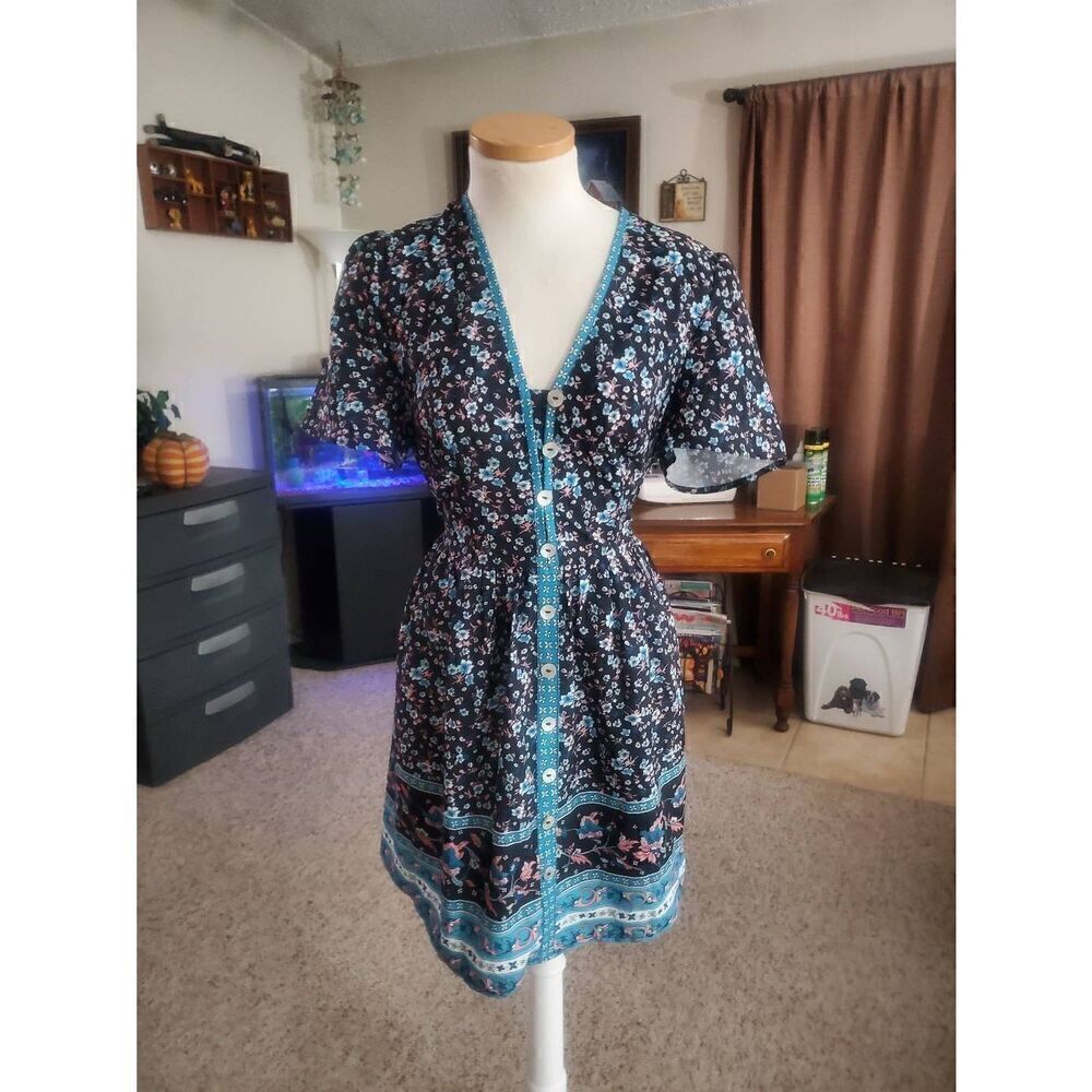 NWOT BELILY WOMENS DRESS